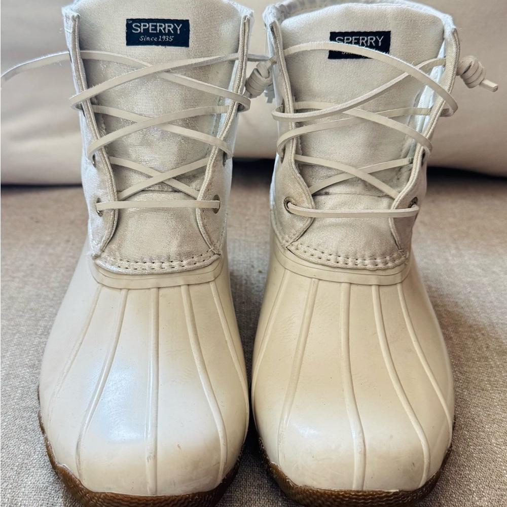 Sperry Women's Off-White Winter Boots